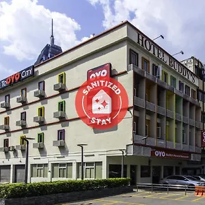 Hotel Oyo 327 Buddys